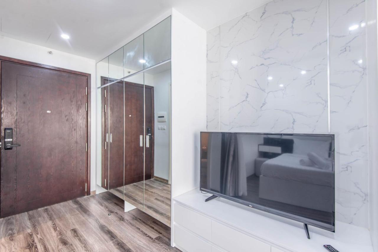 22Housing Vinhomes D'Capitale Hotel & Residence Ханой Екстериор снимка